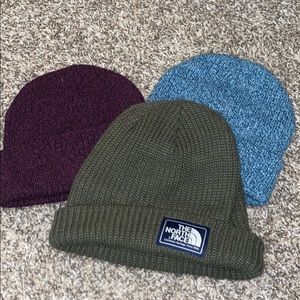 Lot of 3 beanies